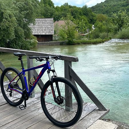 D.I.M. Holiday House Selište Drežničko Kültér fotó