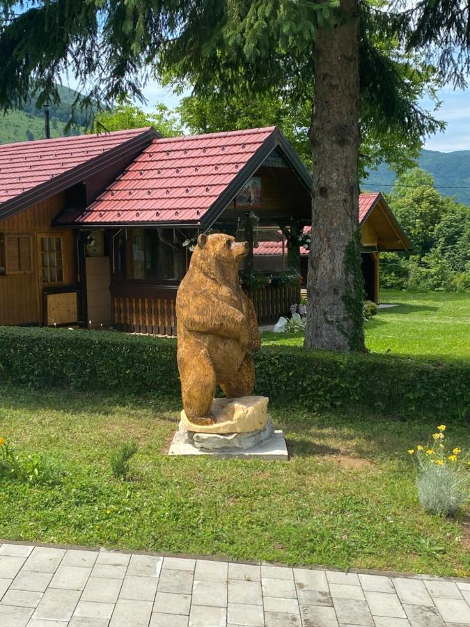 D.I.M. Holiday House Selište Drežničko Kültér fotó