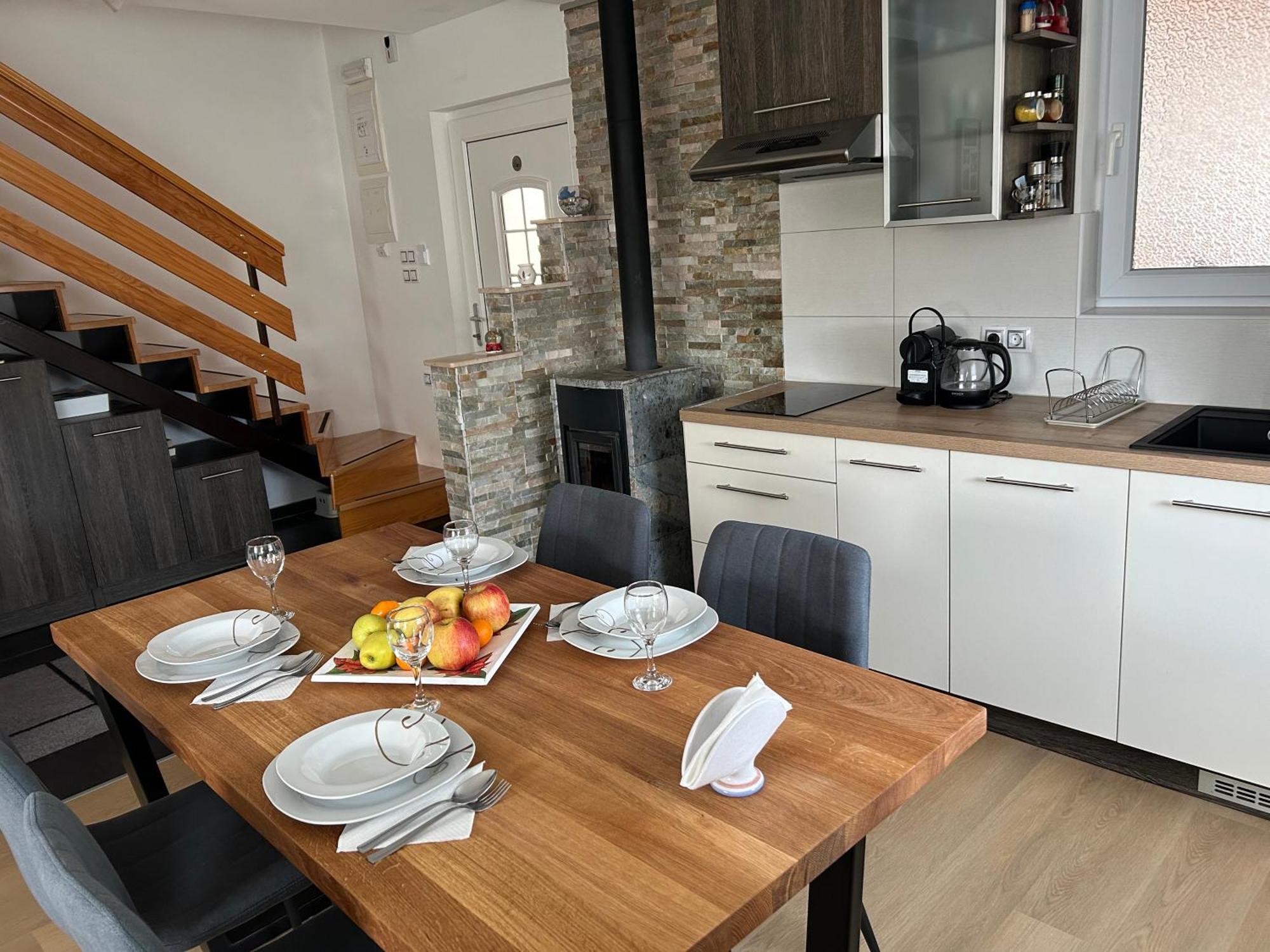 D.I.M. Holiday House Selište Drežničko Kültér fotó
