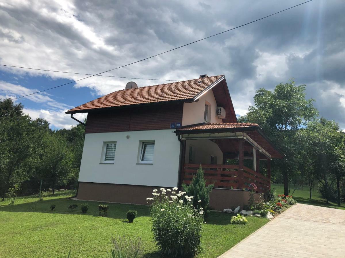 D.I.M. Holiday House Selište Drežničko Kültér fotó